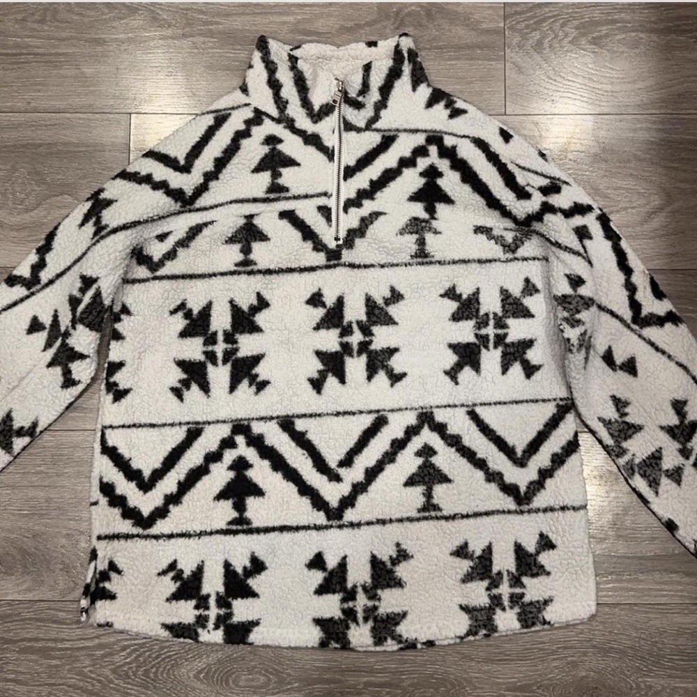 Tribal Print Quarter-Zip Pullover